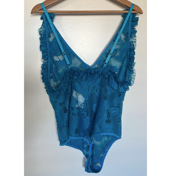 Suzy Black | NWT | “Patina” elastic lace teddy w. ruffle trim - Picture 5 of 9